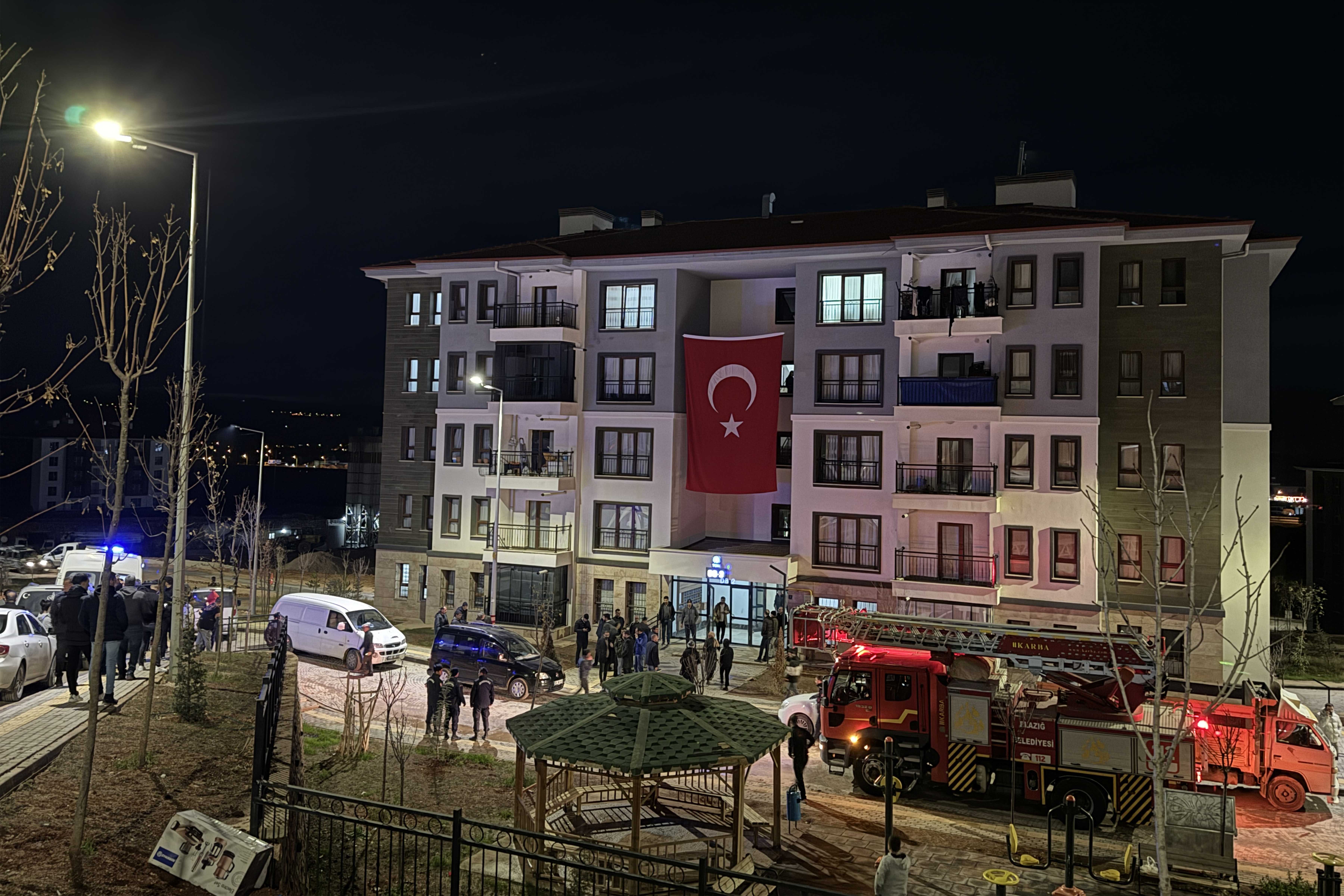 Şehit Kemal Aslan'ın Babası Mehmet Aslan'ın Yürek Burkan Sözleri! 2 AA 20231223 33259924 33259922 PIYADE SOZLESMELI ER ASLANIN ELAZIGDAKI AILESINE SEHADET HABERI VERILDI