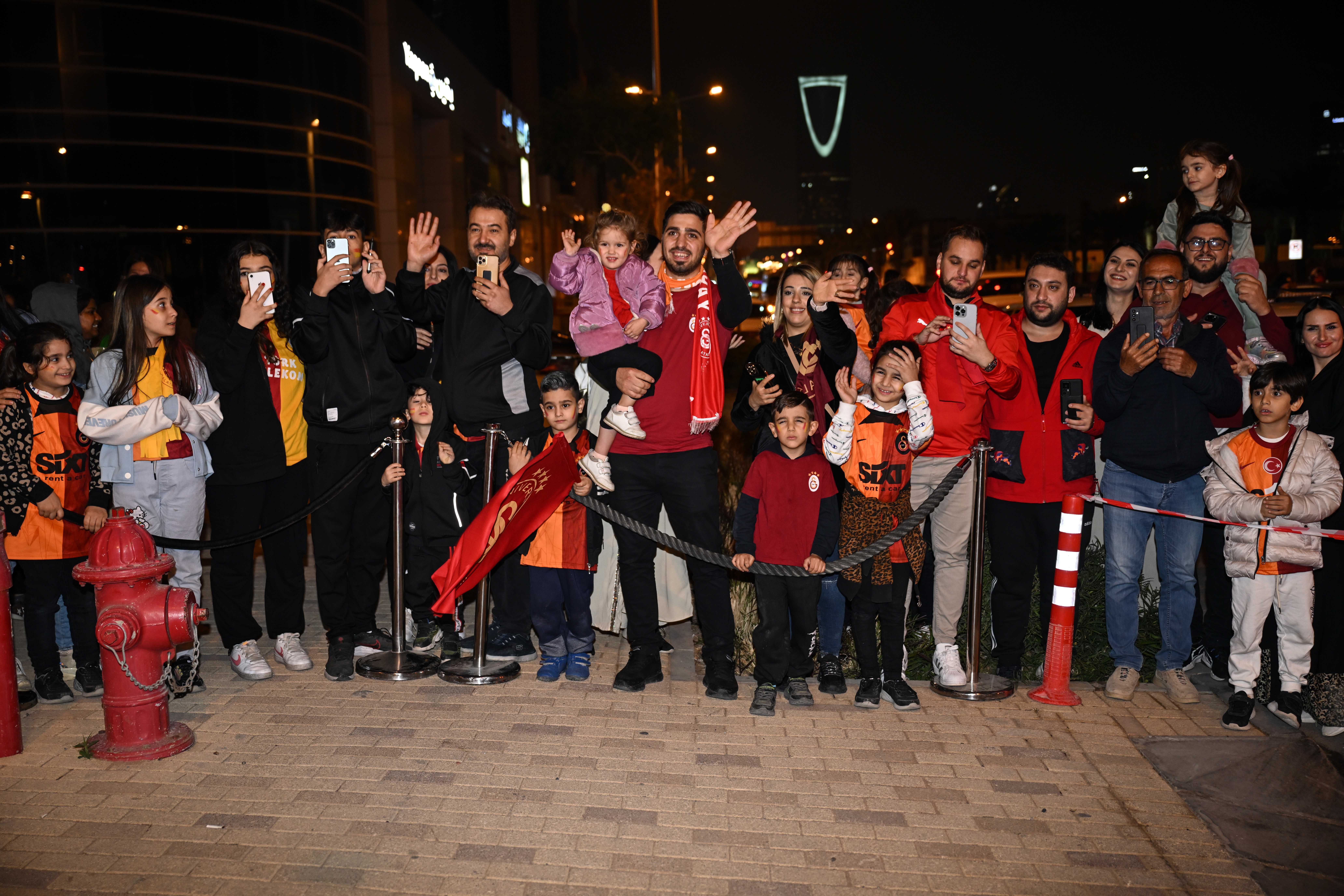 Süper Kupa Maçı Ertelendi, Galatasaray İstanbul’a Dönüş Yolunda 4 AA 20231229 33309977 33309958 TURKCELL SUPER KUPA MACI ERTELENDI