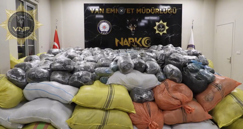 Van’da Büyük Uyuşturucu Operasyonu: 4,6 Ton Esrar Ele Geçirildi