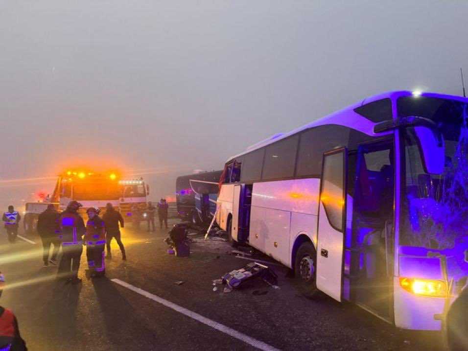 Kuzey Marmara Otoyolu'nda Korkunç Kaza: 10 Ölü, 59 Yaralı 2 GCaqlj7XwAAiLPV