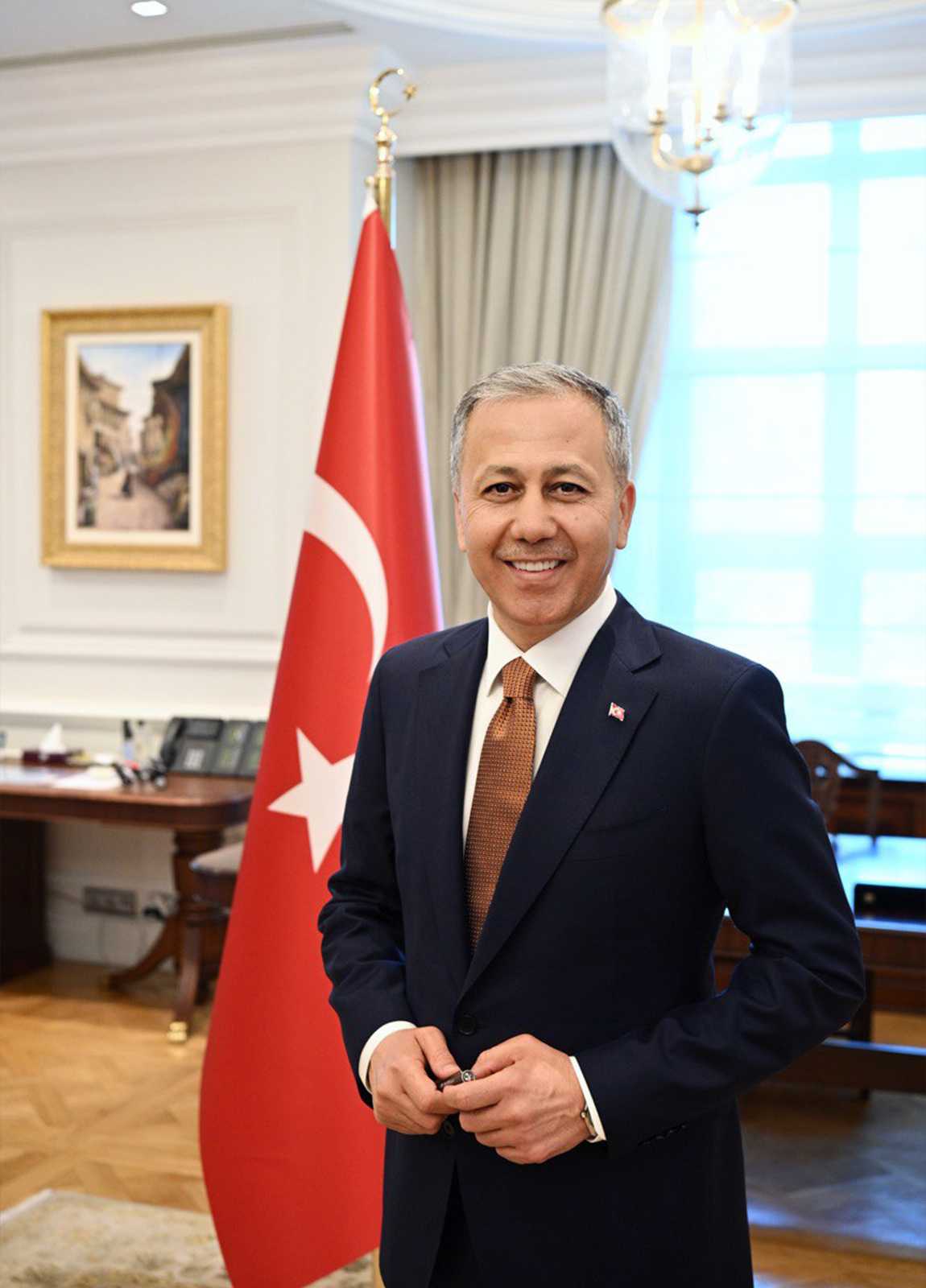 AK Parti'nin İstanbul Adaylığında Öne Çıkıyor Aday! 1 aliyerlikayabakanim