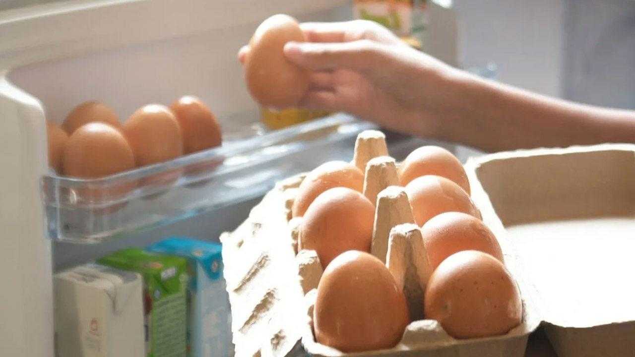 Buzdolabında Saklanan Yumurtalara Dikkat! Meğer Herkes Yanlış Yapıyormuş… 3 buzdolabinda saklanan yumurtalara dikkat meger herkes yanlis yapiyormus 3 Gauqi6Cb