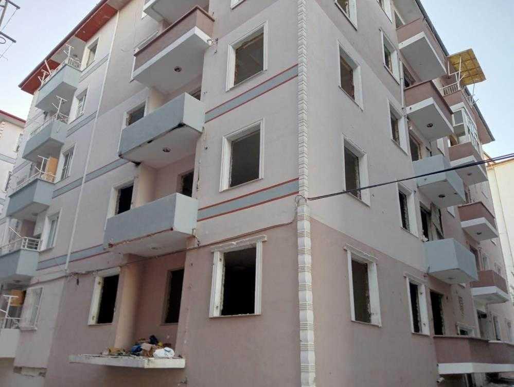 Duvarı Delerek Girdikleri 10 Dairede Ne Var Yok Götürdüler 3 duvari delerek girdikleri 10 dairede ne var yok goturduler 3 VUXK5tSc