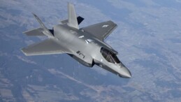 F-35’lerde Skandallar Bitmiyor: Uçuş Sırasında Parçasını Kaybetti!