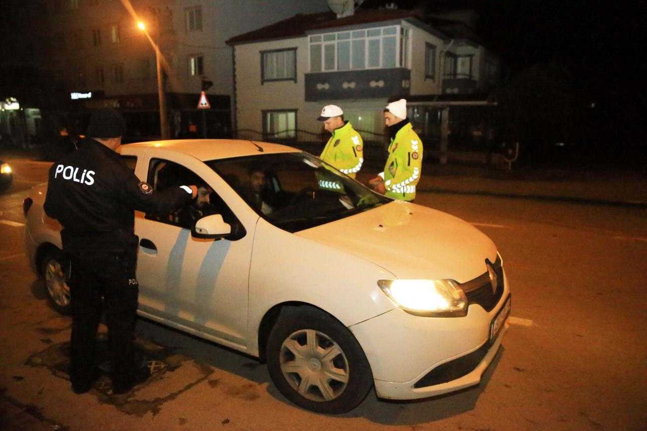 muglada trafik denetimi 25 surucuye 100 bin 893 lira ceza uygulandi 2 JLSPnAXZ