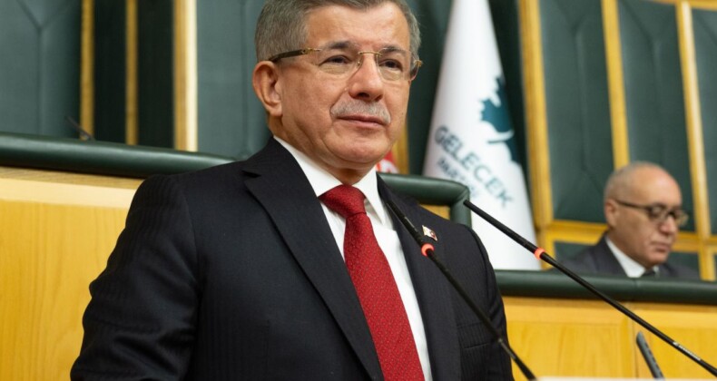 ‘Şimdi Olsa Kılıçdaroğlu’nu Desteklemezdim’ Diyen Davutoğlu, Adayı Açıkladı!