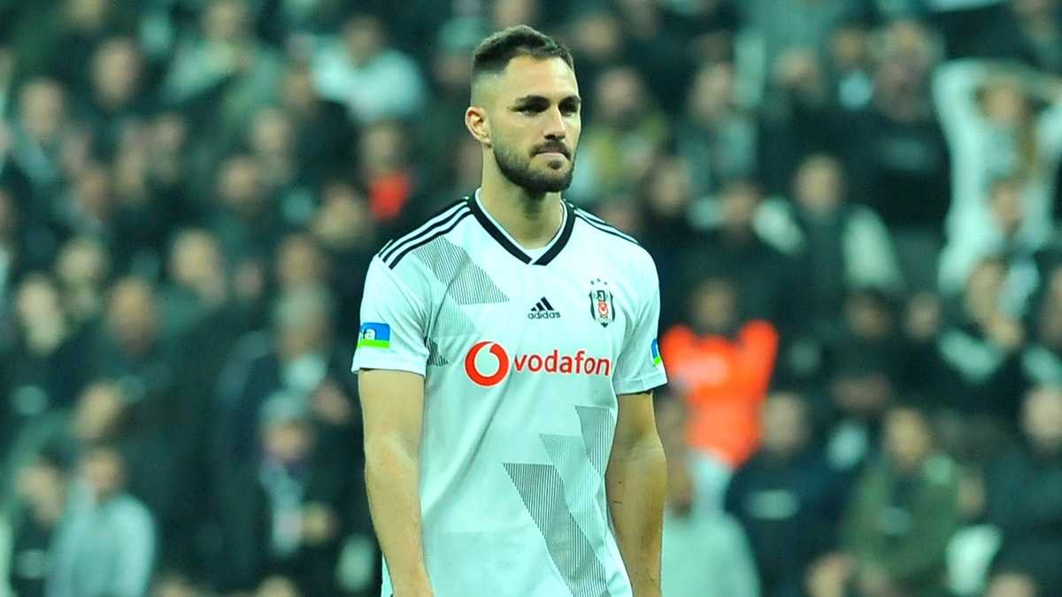 CAS'tan Beşiktaş'a Şok! 1 victor ruiz besiktas