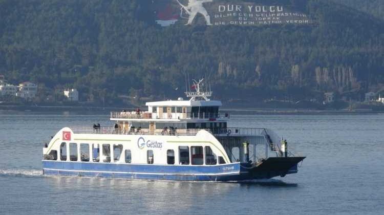 Çanakkale’de Fırtına Feribot Seferlerini İptal Ettirdi