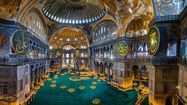 Ayasofya-i Kebir Camii Şerifi'nde Yeni Dönem: Turistlere Özel Giriş Ücreti 2