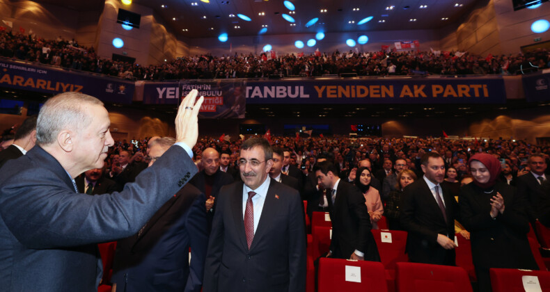 AK Parti 26 İlin Belediye Başkan Adaylarını Açıkladı