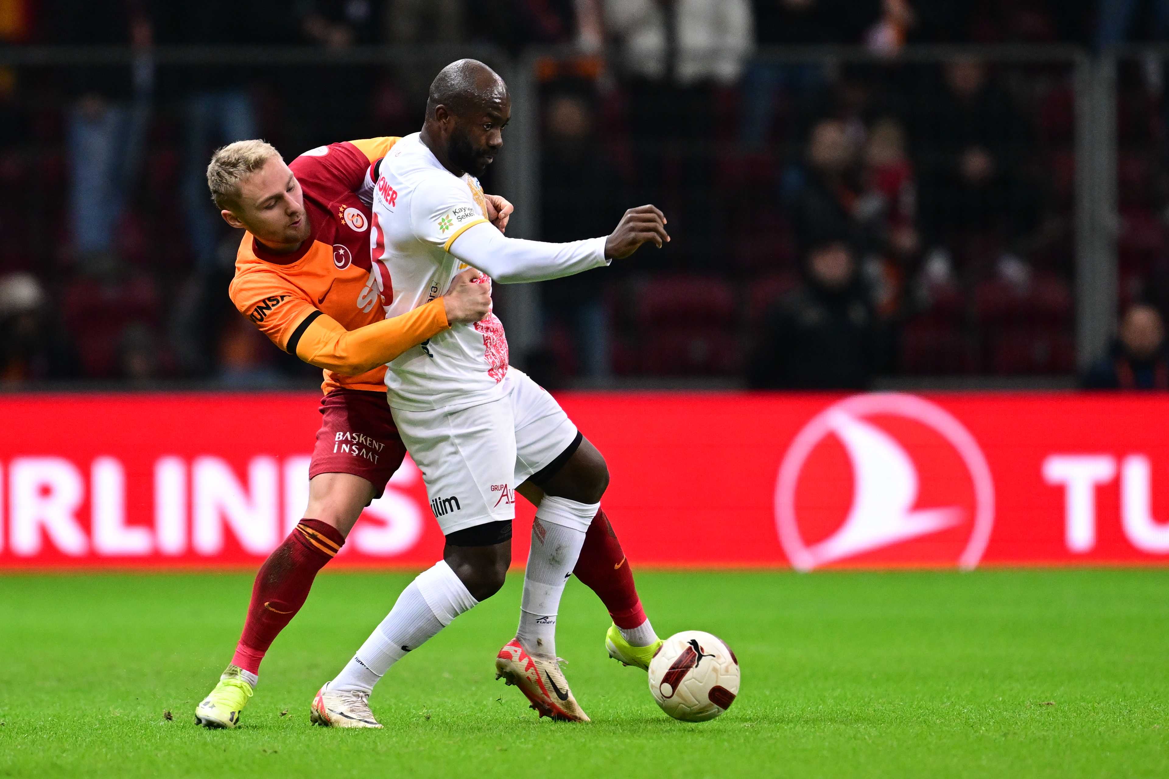 Galatasaray'ın Yıldızı Victor Nelsson'a Napoli'den Teklif! 2 AA 20240115 33444677 33444676 GALATASARAY MONDIHOME KAYSERISPOR