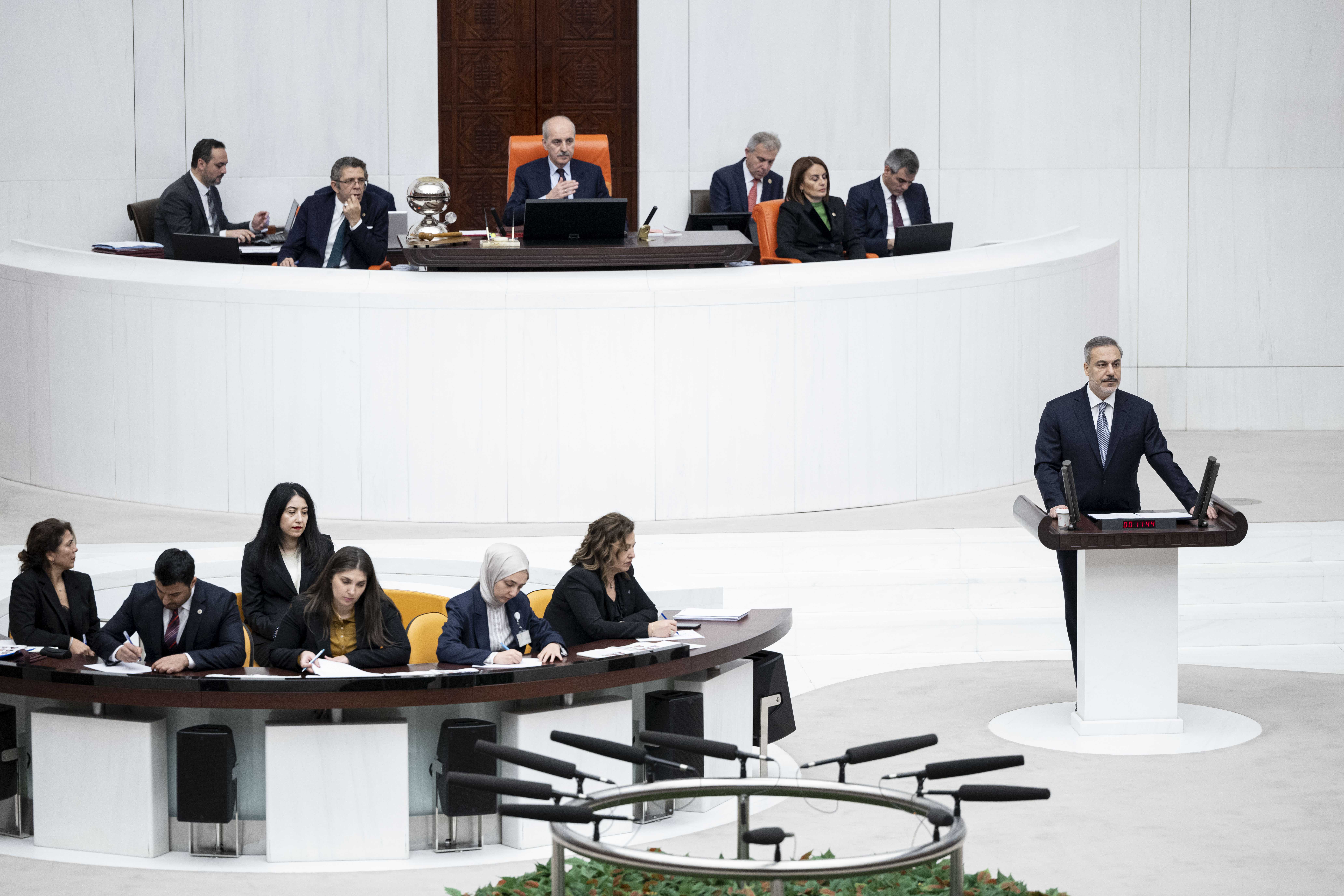 TBMM'de Terörle Mücadele Oturumu! "Pençe Kilit ile 'Kilit' Kapatıldı" 6 AA 20240116 33450844 33450840 TBMM GENEL KURULU