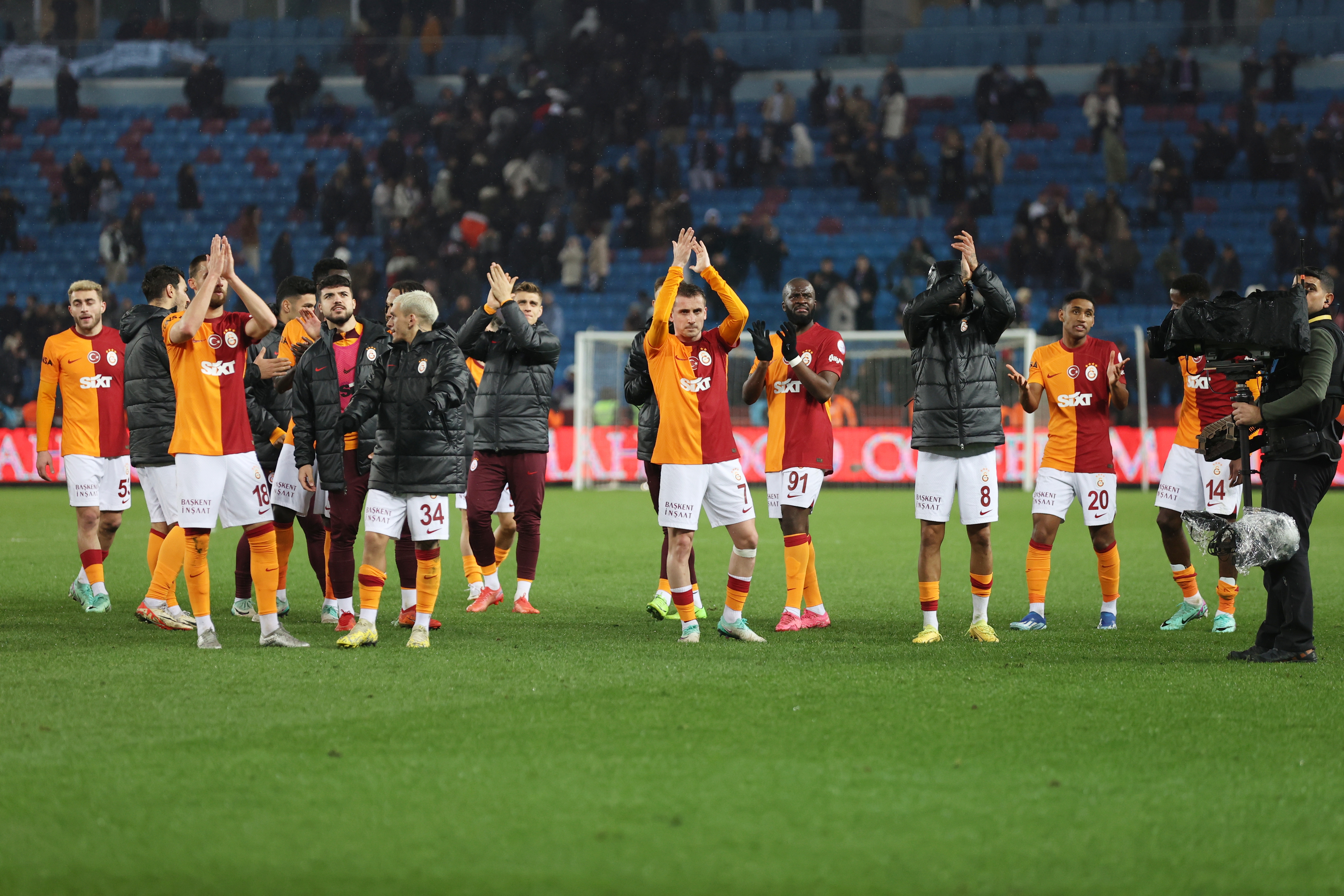 Galatasaray, Trabzon'da Fırtına Gibi Esti! 1-5 10 AA 20240121 33496996 33496995 TRABZONSPOR GALATASARAY
