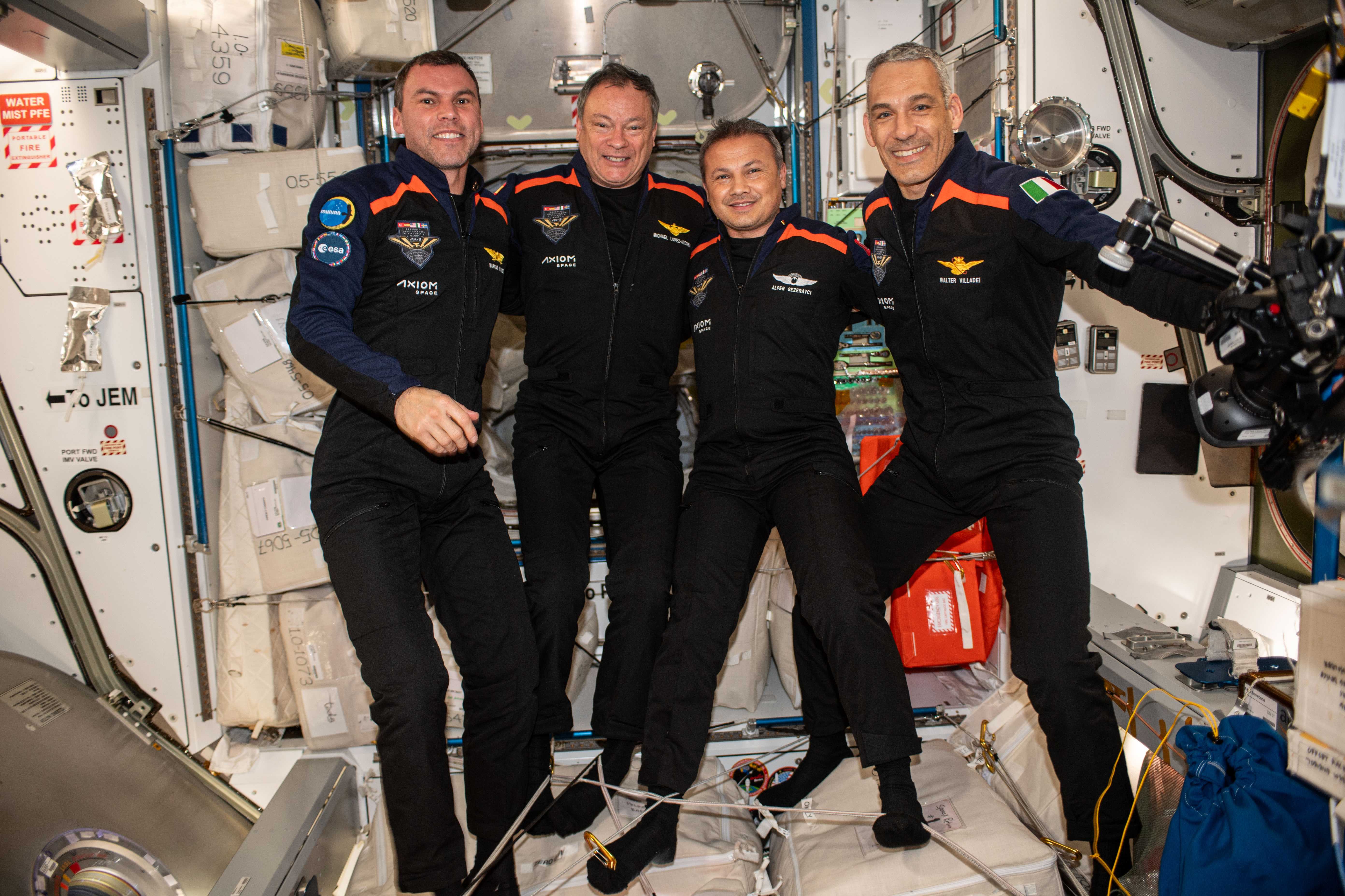 Astronot Alper Gezeravcı "Propolis" Deneyine Başladı 1 AA 20240126 33540625 33540624 TURKIYENIN ILK ASTRONOTU GEZERAVCI ULUSLARARASI UZAY ISTASYONUNDA CALISMALARINI SURDURDU