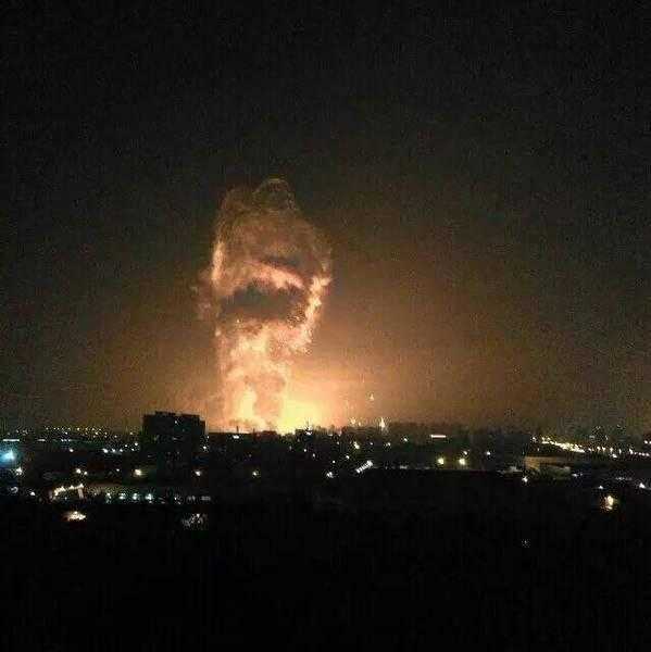 ABD ve İngiltere, Yemen'e Saldırı Başlattı! Tüm Güçler Kızıldeniz'de 1 abd ve ingiltere yemene saldiri baslatti tum gucler kizildenizde 1 D2pj4l2B