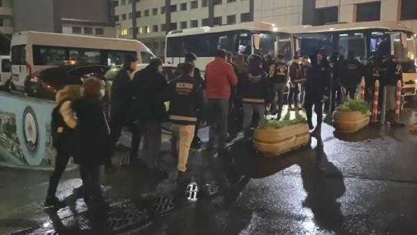 Büyükçekmece Belediyesi’ne Yapılan Operasyonda 8 Kişi Tutuklandı