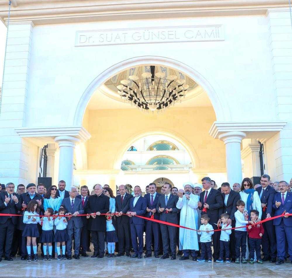 KKTC’nin En Büyük Camisi İbadete Açıldı 5 kktcnin en buyuk camisi ibadete acildi 5 M5hakQf4