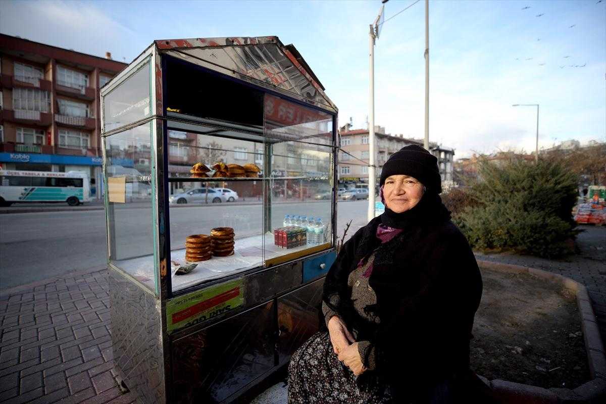 konyanin simitci teyzesi 17 yildir tezgahinin basinda 4 ft2pHK61