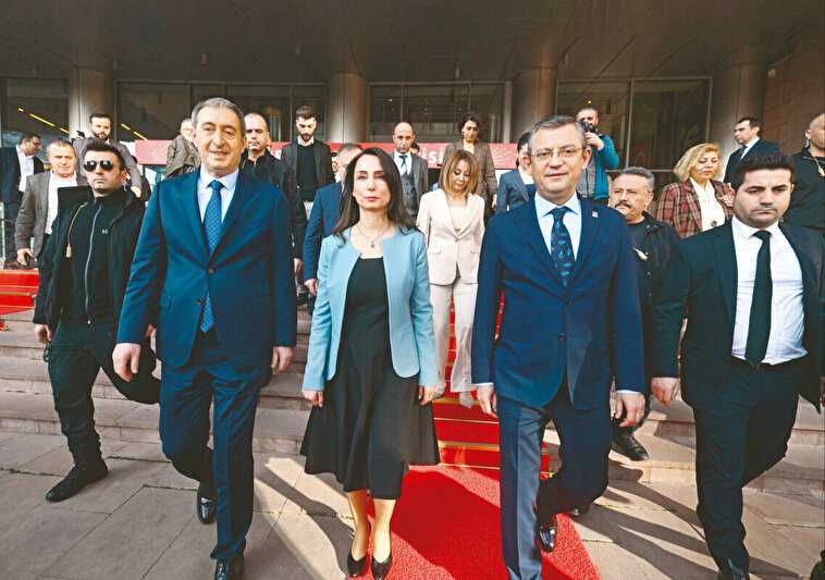 Meclis Terörü Lanetleyen Bildiri ile Açılıyor 1 meclis bildiri ile aciliyor 0 sTPKUmES