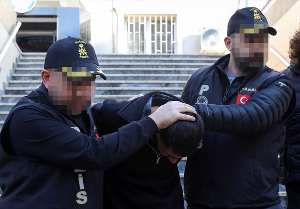 Esenyurt'ta Sokak Sokak Gezip 10 Kişiyi Neden Bıçakladığı Ortaya Çıktı! 5 sokak sokak gezip 10 kisiyi bicakla