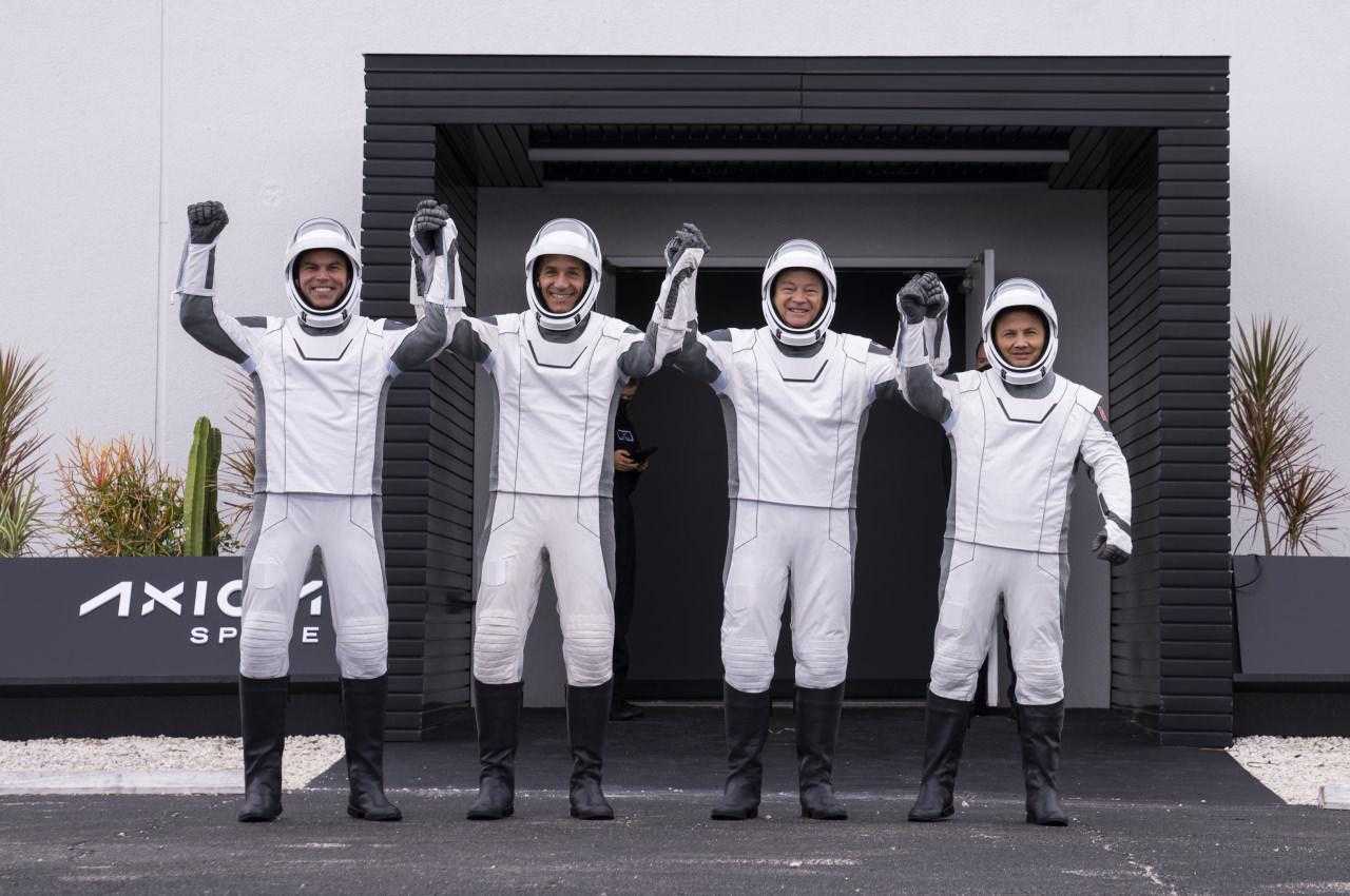 Türkiye'nin İlk Astronotu Gezeravcı'yı Taşıyan Roket Fırlatıldı! İşte Tarihi Anlar 9 turkiyenin ilk astronotu gezeravciyi tasiyan roket firlatildi iste tarihi anlar 9 hYWPTrqD