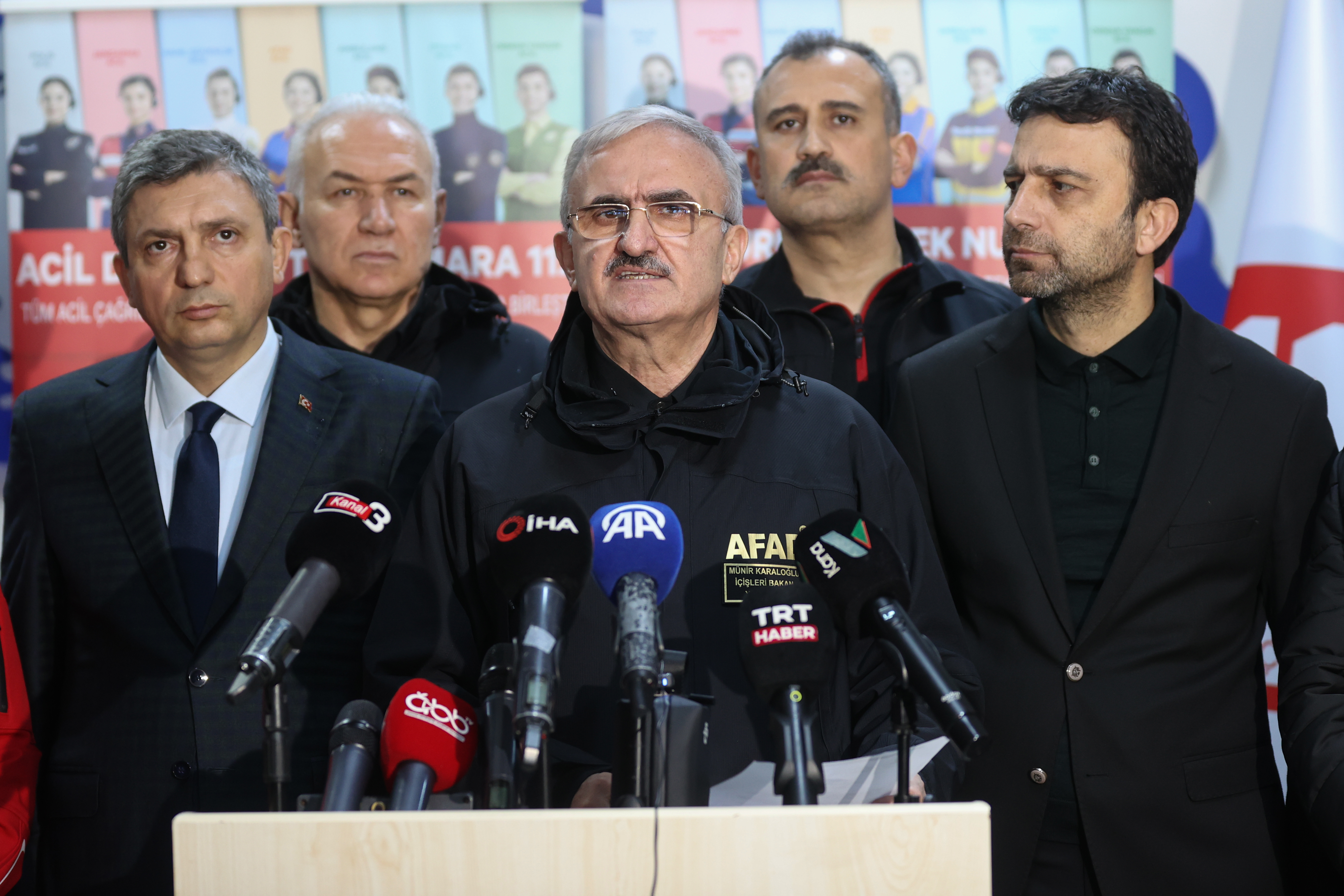 AA 20240213 33693028 33693027 ANTALYADA SIDDETLI YAGIS YASAMI OLUMSUZ ETKILEDI