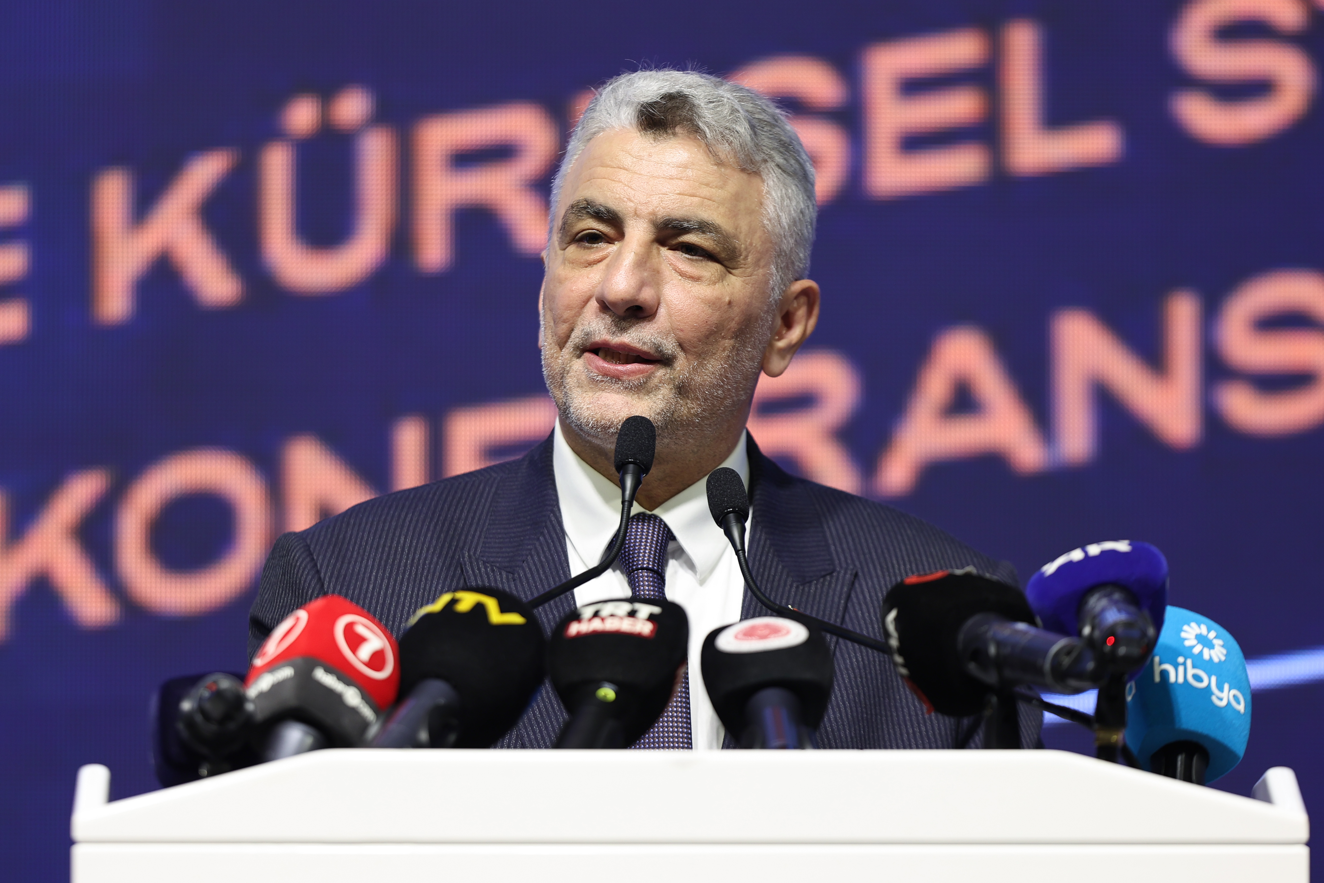 Üç Kamu Bankası Kredi Kartı Komisyonlarında İndirime Gidiyor 1 AA 20240216 33727577 33727568 BAKAN BOLAT SAVUNMA VE HAVACILIK SANAYISINDE KURESEL STRATEJILER KONFERANSINDA KONUSTU