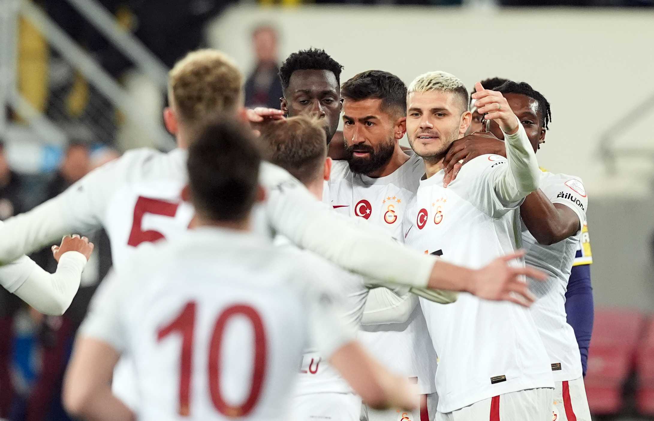 Galatasaray, Başkentte Fırtına Gibi Esti: Ankaragücü'nü 3-0 Yendi! 2 AA 20240218 33743828 33743825 MKE ANKARAGUCUGALATASARAY
