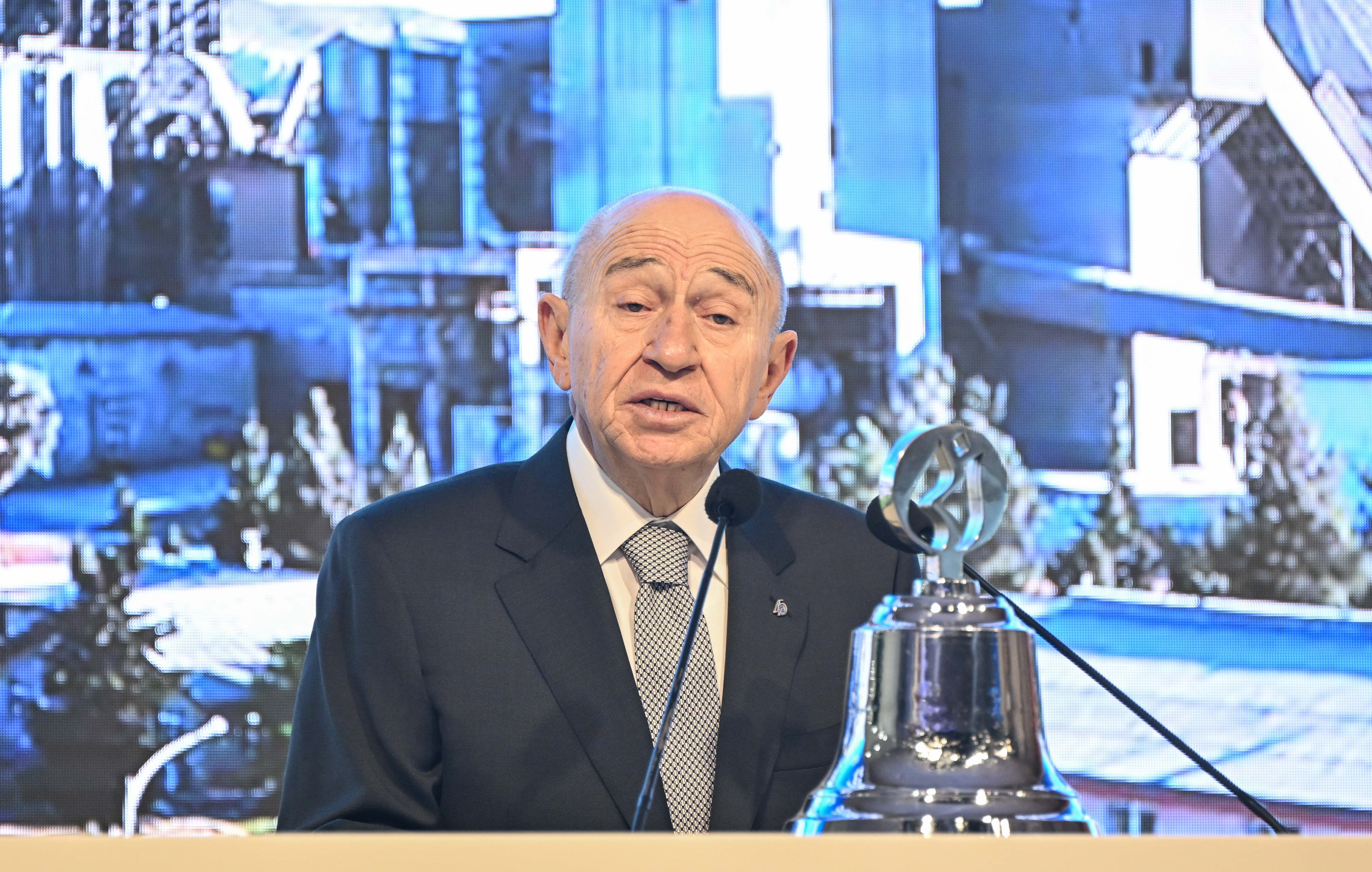 Borsa İstanbul'da Gong Limak Doğu Anadolu Çimento İçin Çaldı 1 AA 20240222 33778761 33778758 BORSA ISTANBULDA GONG LIMAK DOGU ANADOLU CIMENTO ICIN CALDI