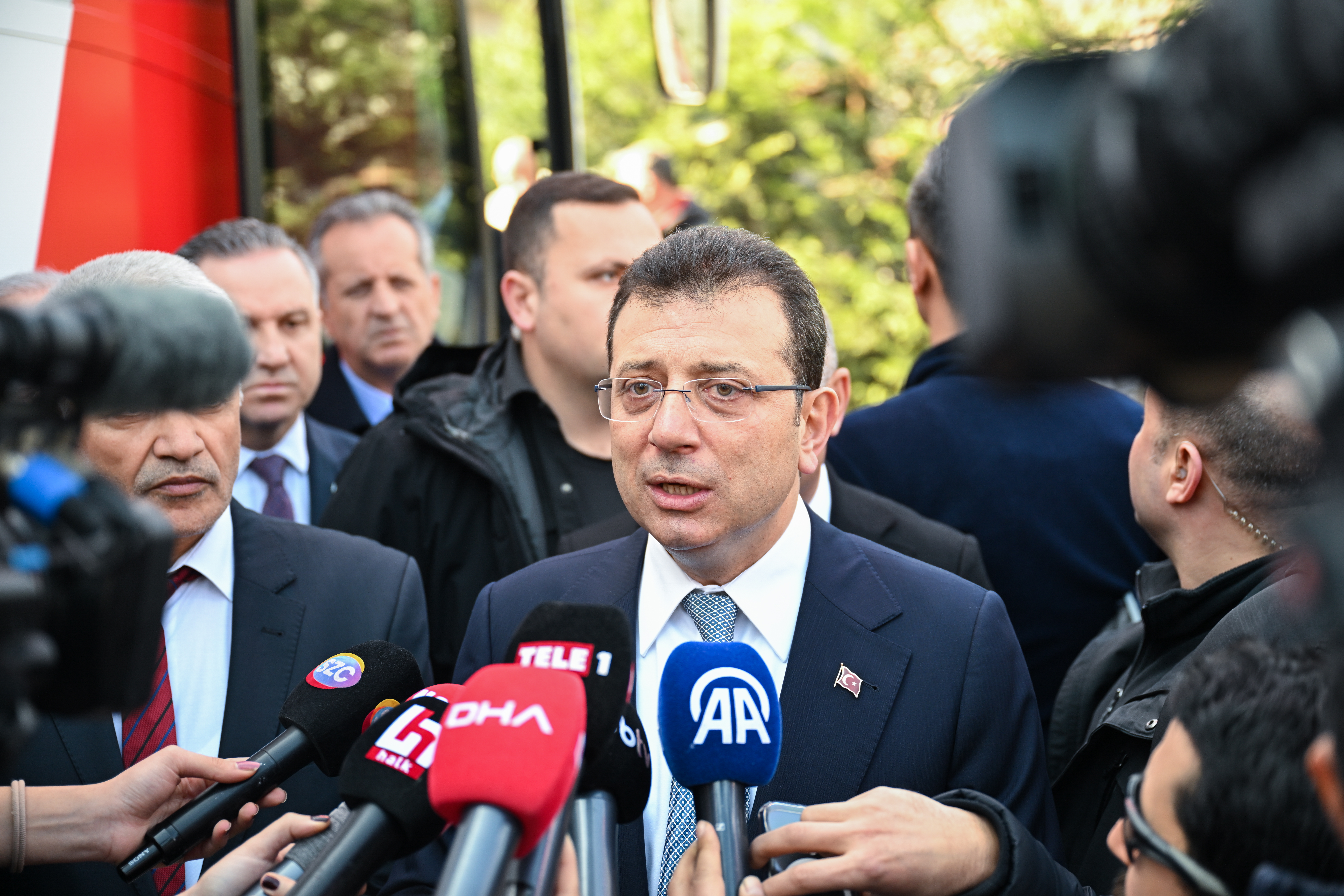 AA 20240222 33779694 33779689 IBBNIN SULTANGAZI CEBECI MAHALLESINDEKI CALISMALARI TANITILDI