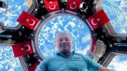 Alper Gezeravcı Dönüyor! Dünyaya Geliş Saati Belli Oldu
