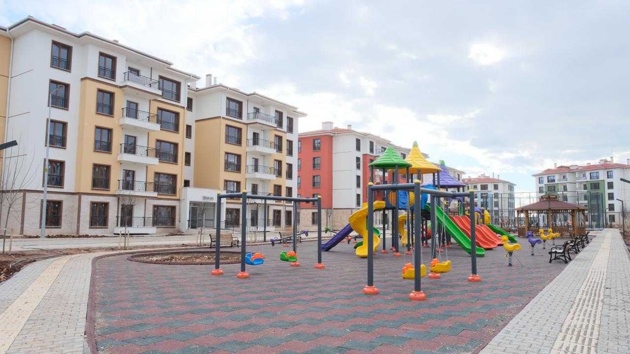 Asrın Felaketinin Yaraları, Asrın Birlikteliği ile Sarılıyor! 2 Ayda 75 Bin... 3 asrin felaketinin yaralari asrin birlikteligi ile sariliyor 2 ayda 75 bin 3 D9Z9s3Yq