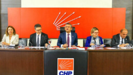 CHP Üçe Bölündü: Şimdi de Çankaya Krizi!