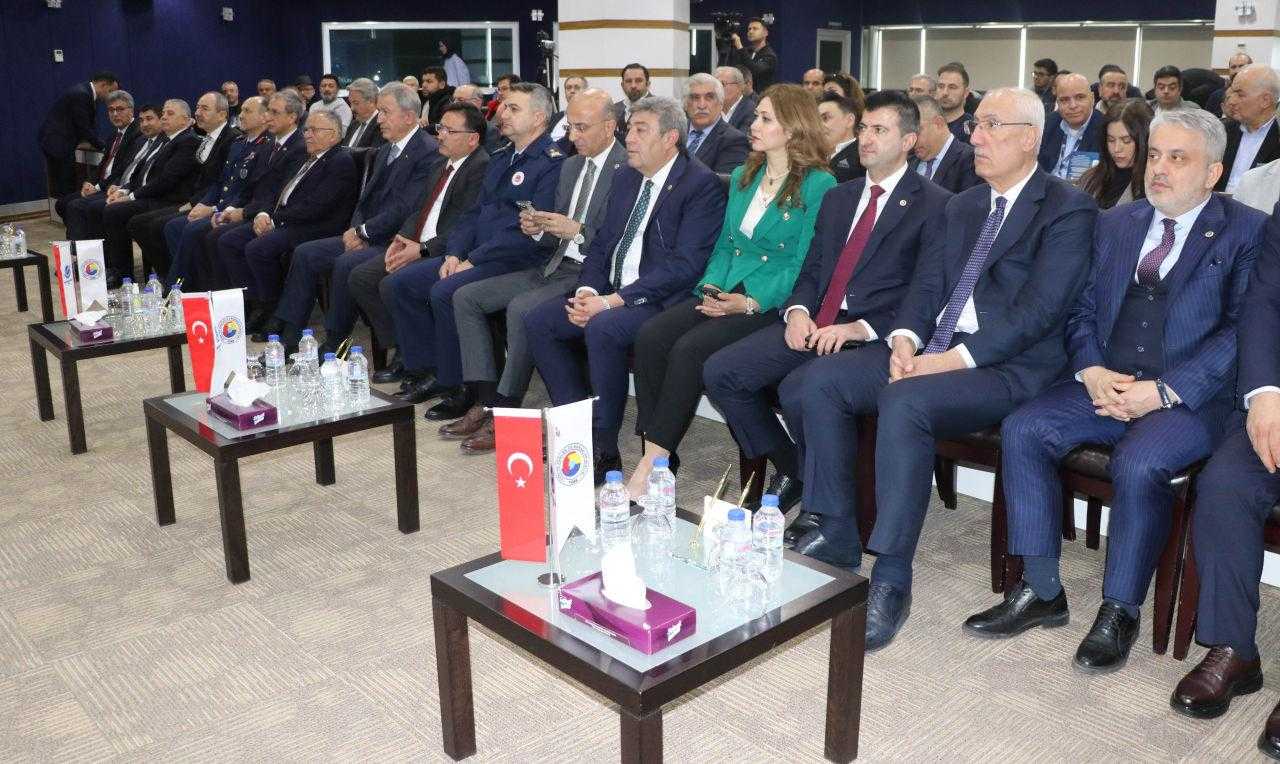Hulusi Akar: Söz Dinleyen Değil, Sözü Dinlenen Türkiye'de Yaşıyoruz 4 hulusi akar soz dinleyen degil sozu dinlenen turkiyede yasiyoruz 4