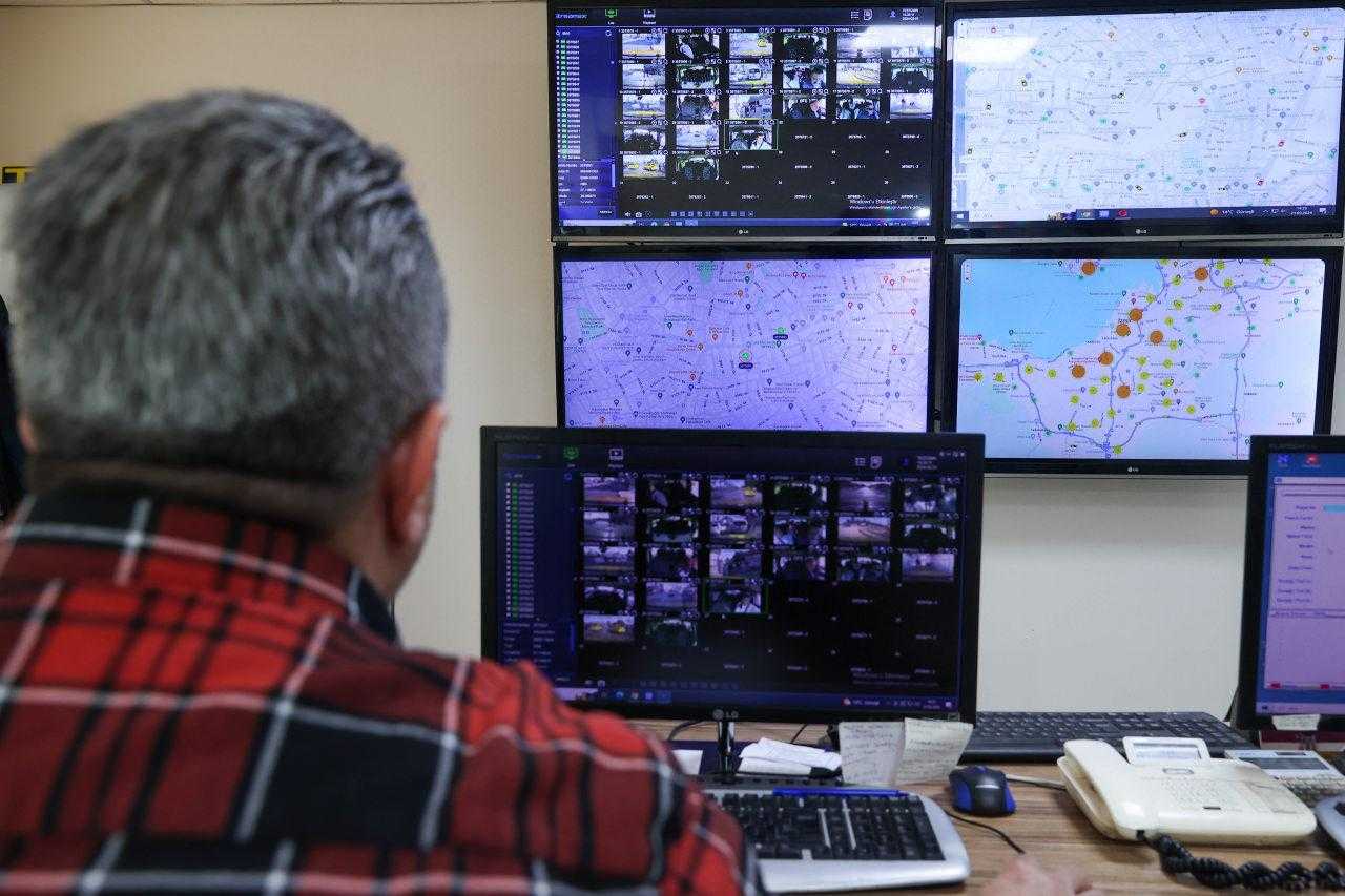 İzmir'de Tüm Taksilere Haziran Ayına Kadar Araç Takip Sistemi Kurulacak 1 izmirde tum taksilere haziran ayina kadar arac takip sistemi kurulacak 1 KJaMn3wE