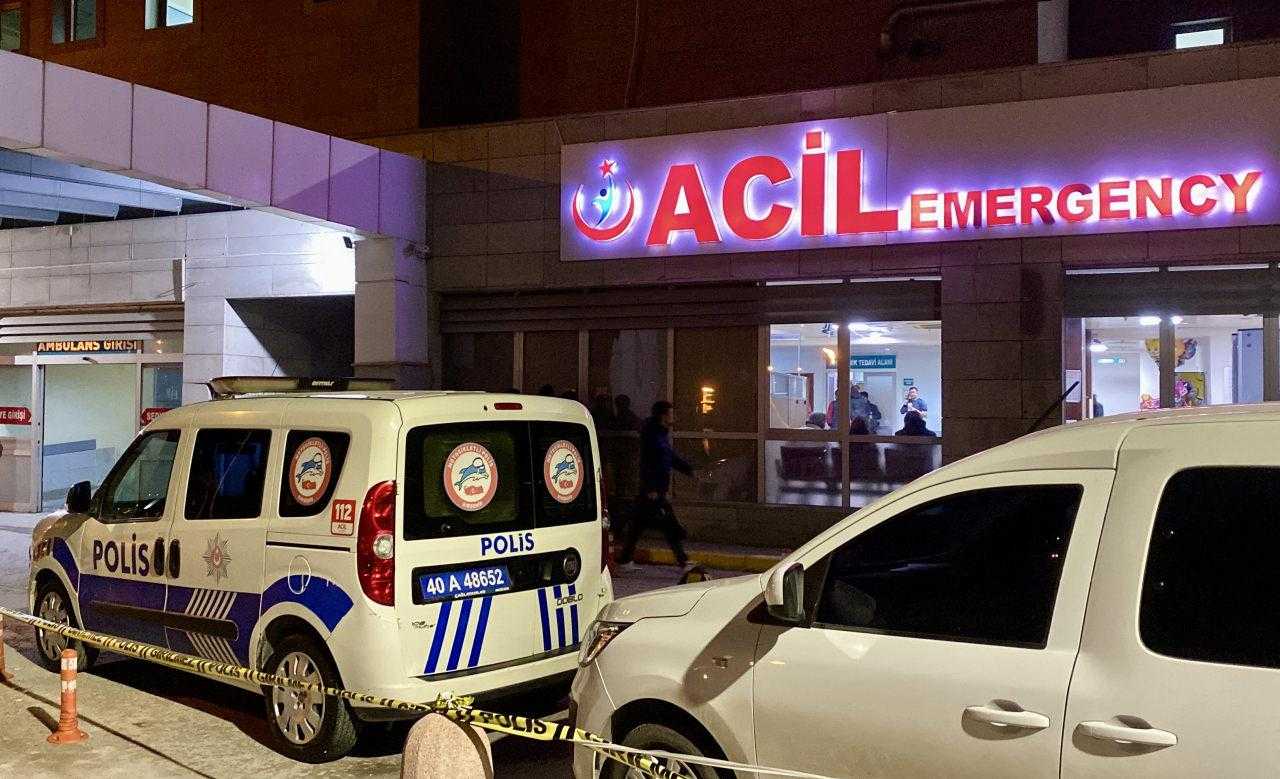 Kendisini Uyaran Bekçiyi Takip Edip Kalbinden Bıçakladı 1 kendisini uyaran bekciyi takip edip kalbinden bicakladi 1 7Qc4kg3M