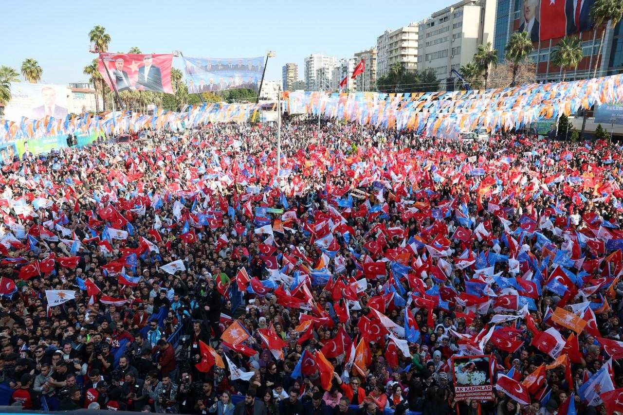 Meydanlarda 'Cumhur' Fırtınası: 3 Günde 220 Bin 6 meydanlarda cumhur firtinasi 3 gunde 220 bin 6 lGg1kW4v
