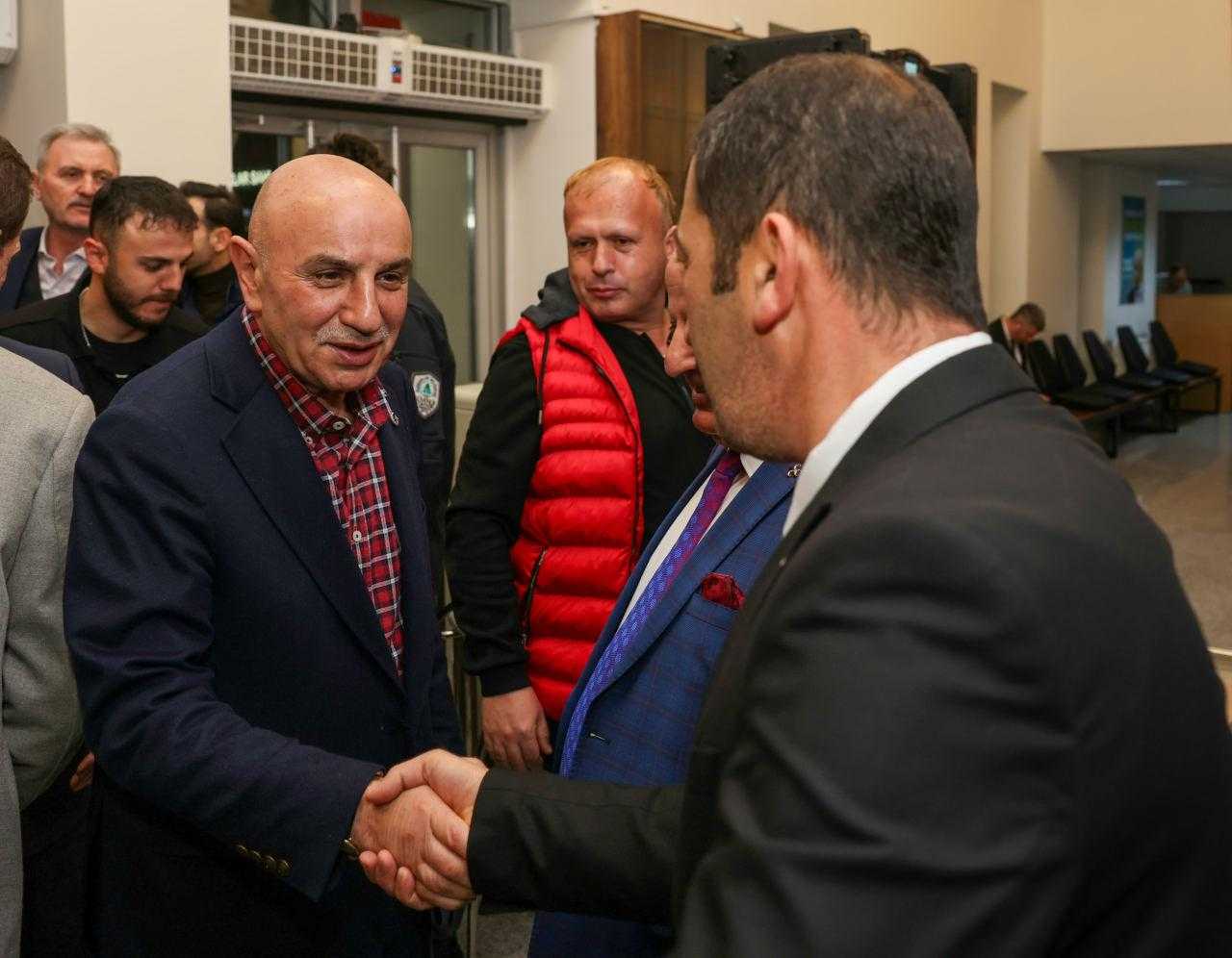 Turgut Altınok: Bütçesi 300 Milyar Liraydı, Ankara'ya Kalan Eser ve Hizmet Yok 6 turgut altinok butcesi 300 milyar liraydi ankaraya kalan eser ve hizmet yok 6 EUAD76Ks