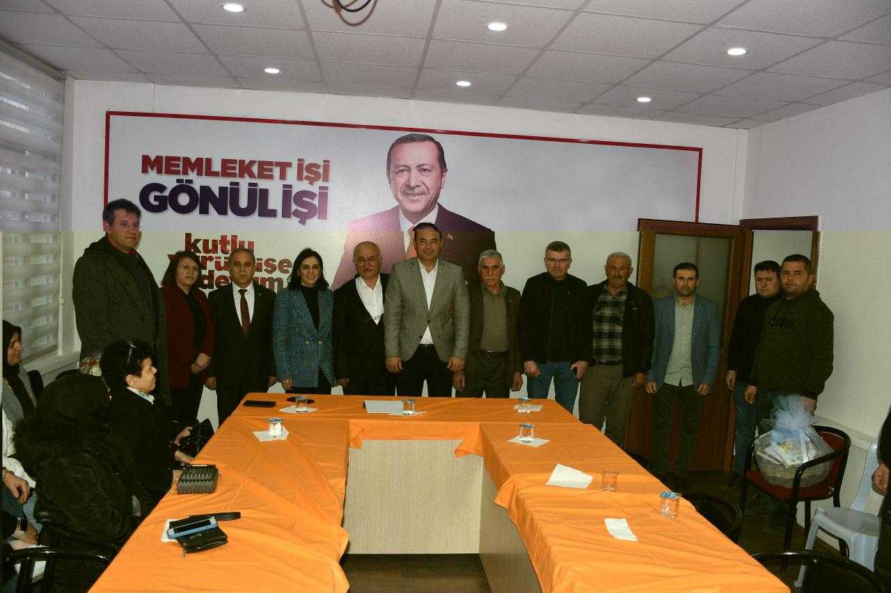 yeniden refah partisinde istifa baskan ve 5 kisi ak partiye katildi 2