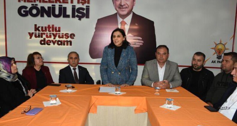 Yeniden Refah Partisi’nde İstifa! Başkan ve 5 Kişi AK Parti’ye Katıldı