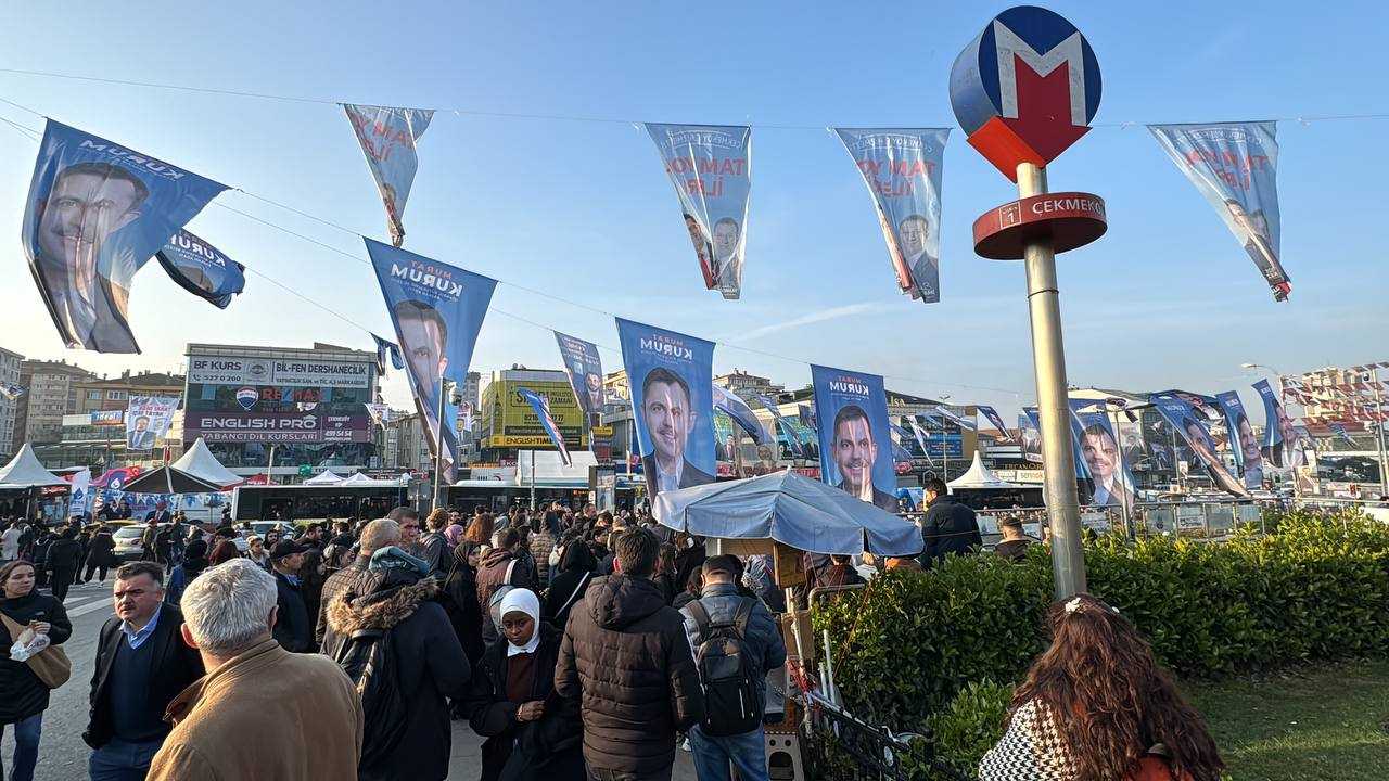 Üsküdar-Çekmeköy Metro Hattında Teknik Arıza Seferleri Aksattı 3 AA 20240307 33909435 33909432 USKUDARCEKMEKOY METROSUNDA TEKNIK ARIZA NEDENIYLE SEFERLER YAPILAMIYOR