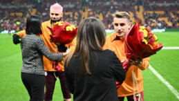 Kerem Aktürkoğlu’ndan Minik Taraftara Jest
