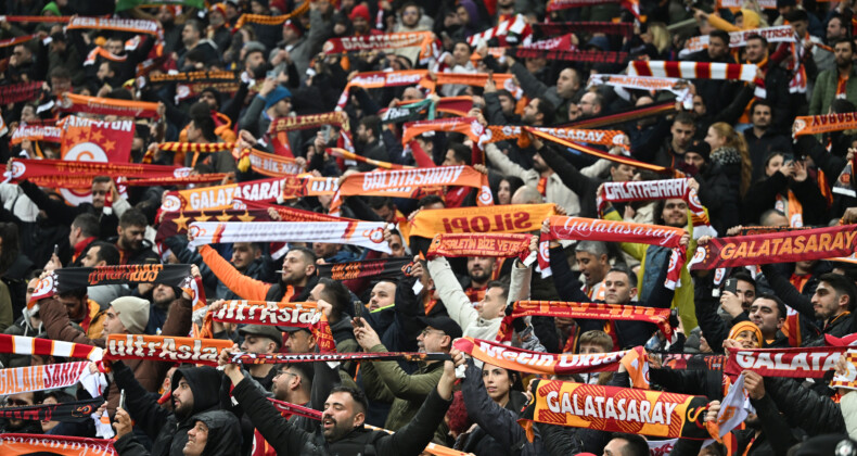 Galatasaray-Çaykur Rizespor Maçının Devre Arasında Rahatsızlanan Taraftar Vefat Etti