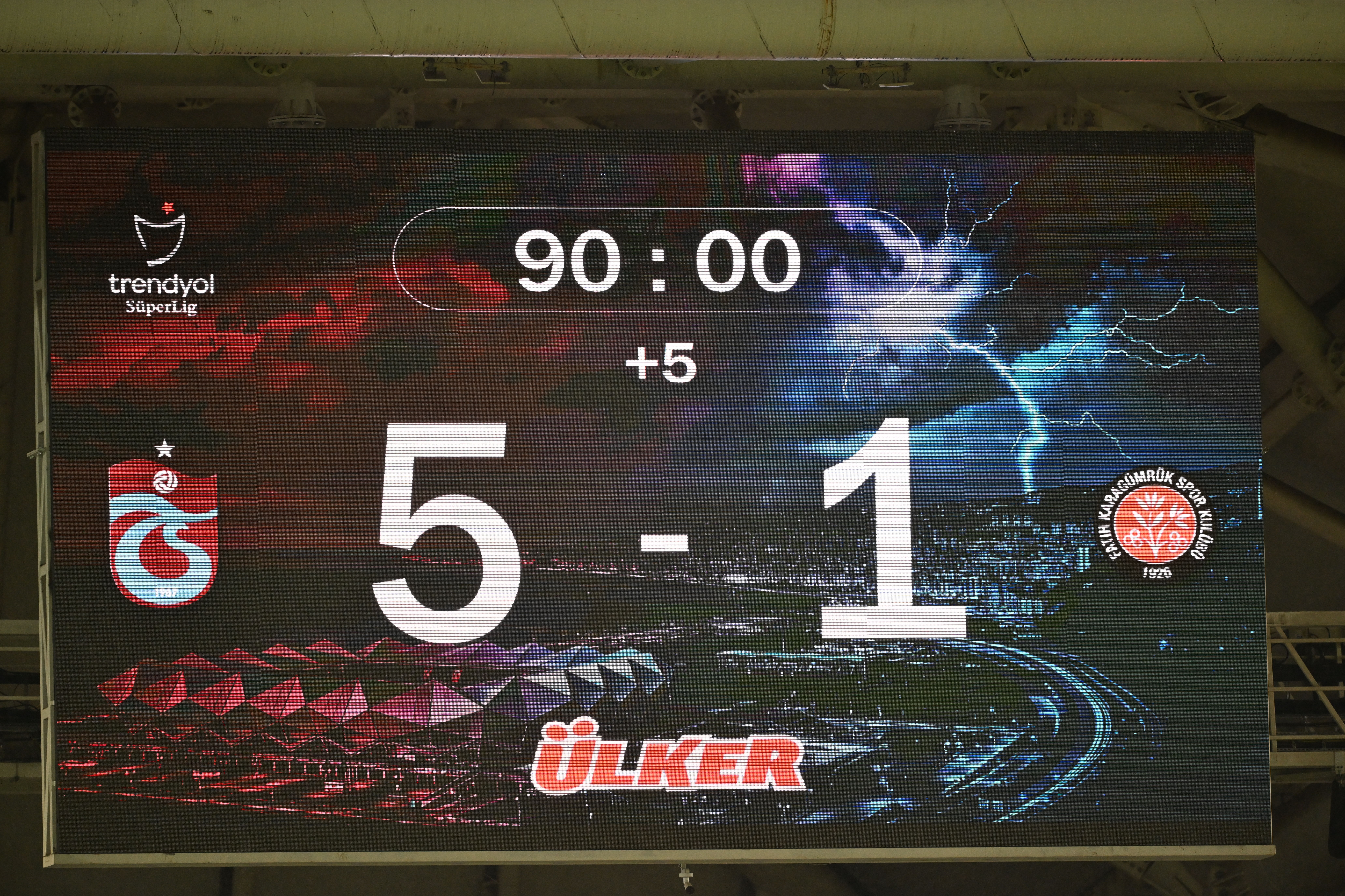 AA 20240309 33942494 33942488 TRABZONSPOR VAVACARS FATIH KARAGUMRUK