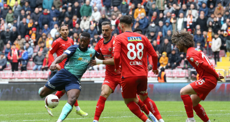 Trendyol Süper Lig: Kayserispor ve Hatayspor Puanları Paylaştı