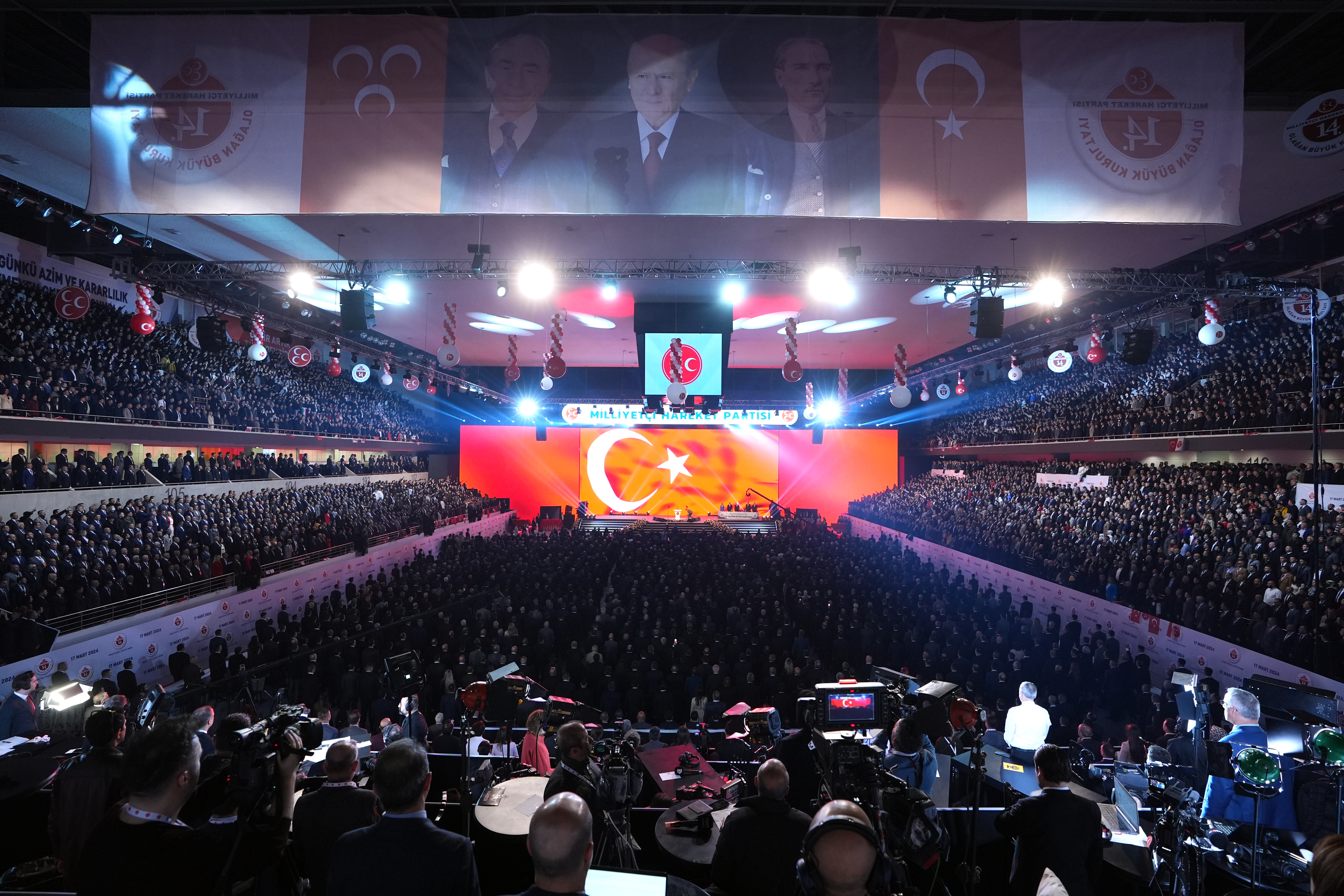 Devlet Bahçeli, MHP'de Tekrar Lider 1 AA 20240317 34013281 34013269 MHP 14 OLAGAN BUYUK GENEL KURULTAYI