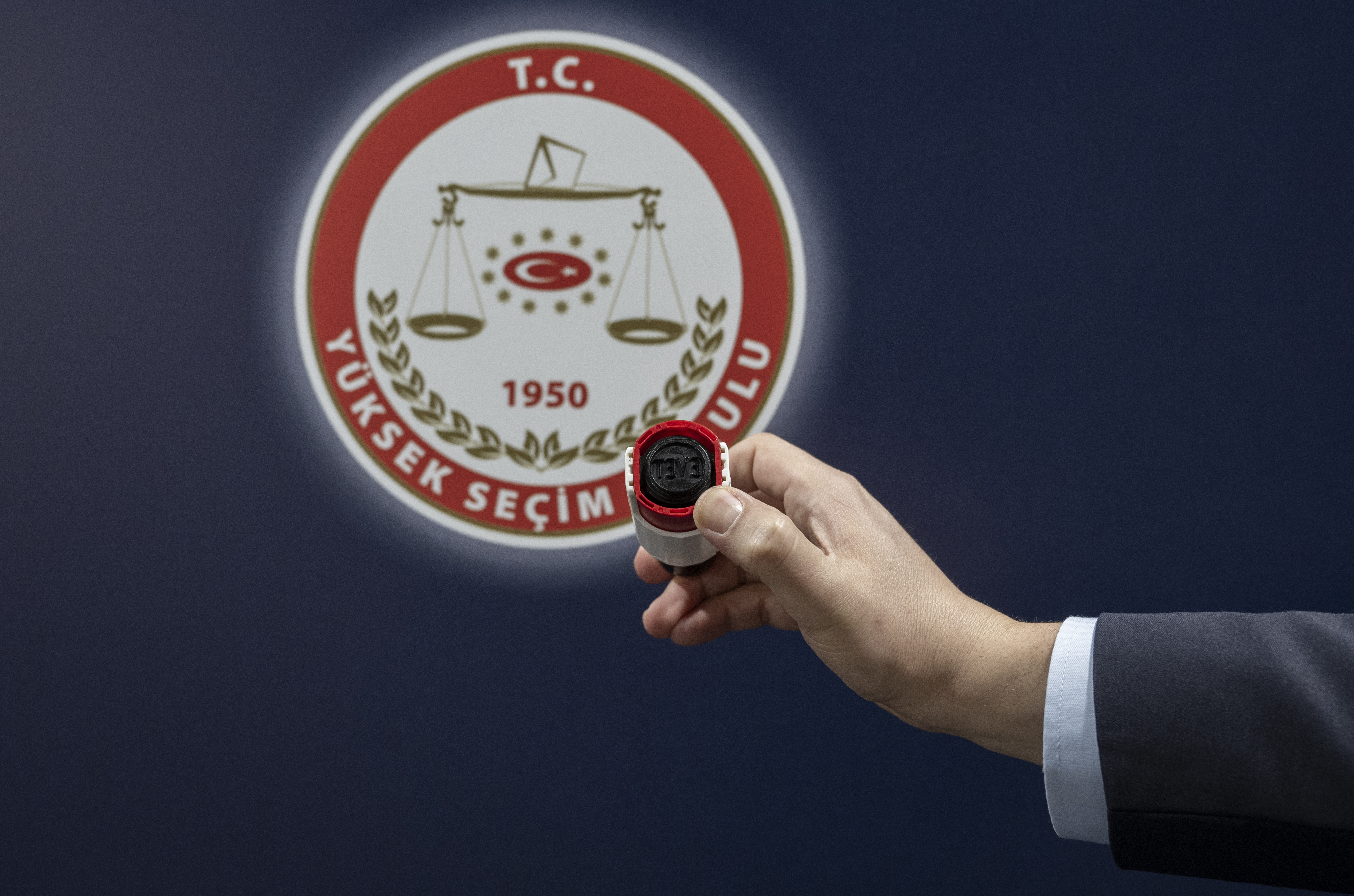 31 Mart Yerel Seçimleri İçin 5 Adımda Oy Kullanma Rehberi 3 AA 20240321 34052406 34052401 31 MART YEREL SECIMI ICIN 5 ADIMDA OY KULLANMA REHBERI