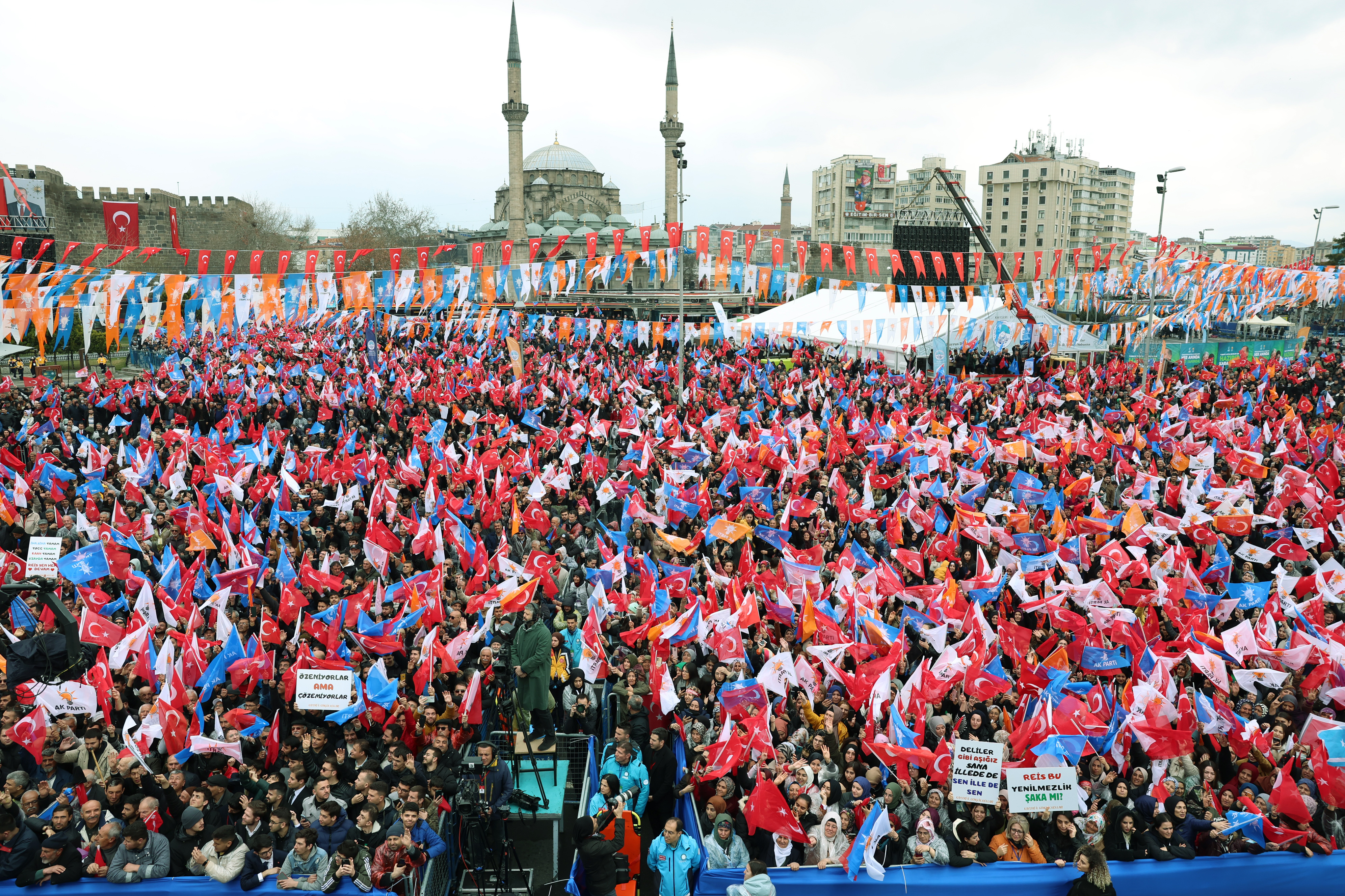 Cumhurbaşkanı Erdoğan Kayseri'de Konuştu: Emeklilere Müjde 1 AA 20240321 34054131 34054122 CUMHURBASKANI VE AK PARTI GENEL BASKANI ERDOGAN KAYSERIDE