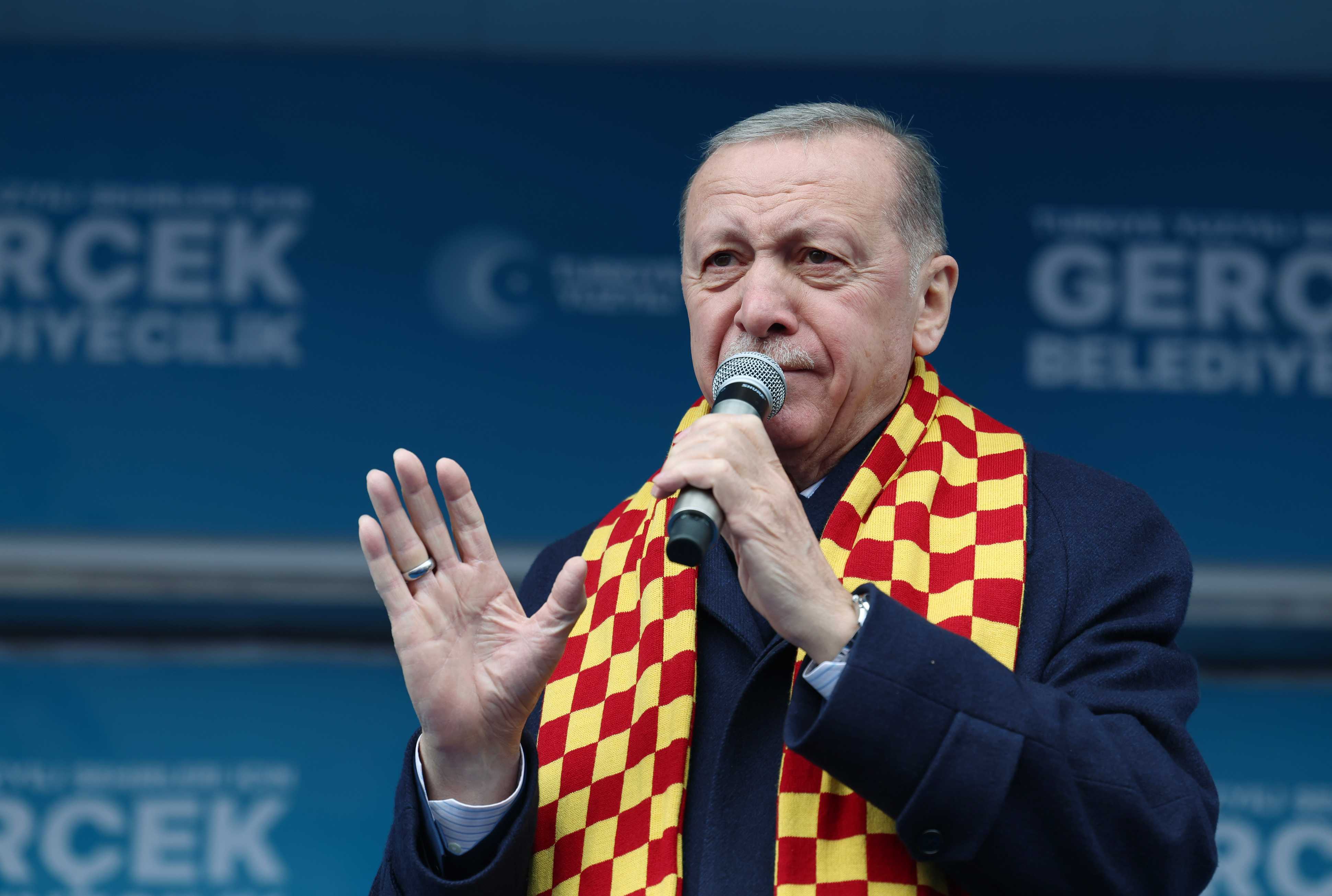 Cumhurbaşkanı Erdoğan Kayseri'de Konuştu: Emeklilere Müjde 2 AA 20240321 34054461 34054459 CUMHURBASKANI VE AK PARTI GENEL BASKANI ERDOGAN KAYSERIDE