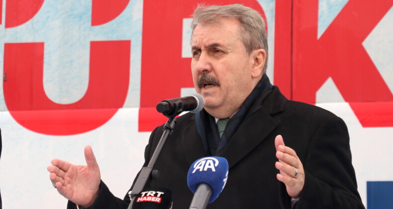 BBP Genel Başkanı Destici’den Yeniden Refah Partisi’ne Çağrı: “Kritik Şehirlerde Cumhur İttifakı’na Destek Verin”